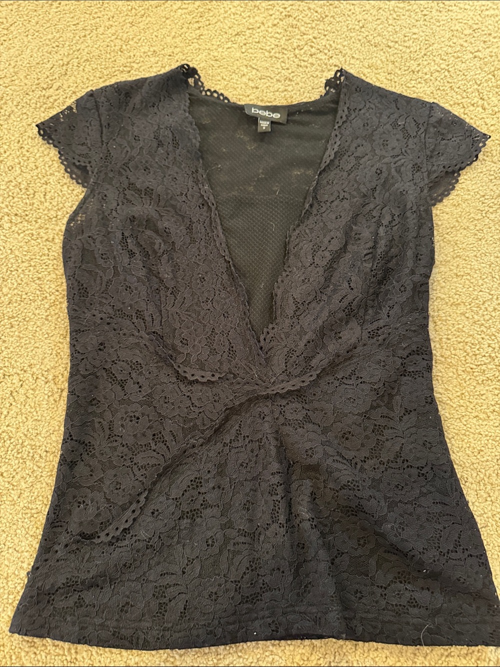 bebe black Floral Lace V-Neck Cap Sleeve Top